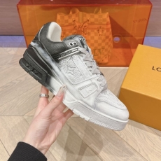 Louis Vuitton Trainer Sneaker